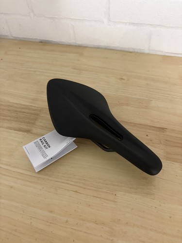 Fizik arione carbon saddle - -,