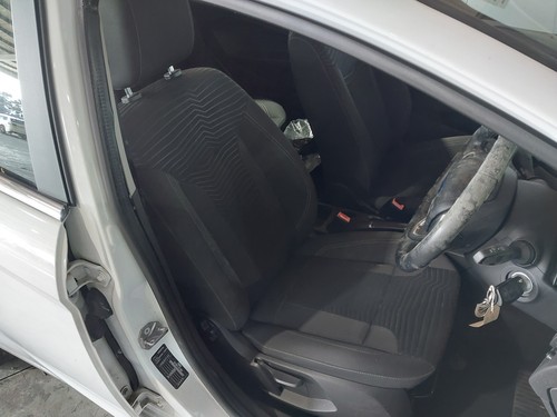 Front seat ford fiesta mk7 - front,