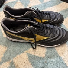 Mizuno Morelia Classic Indoor