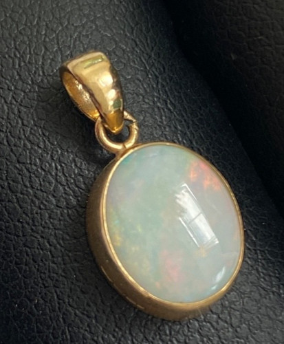Vintage 9ct gold opal pendant - ,