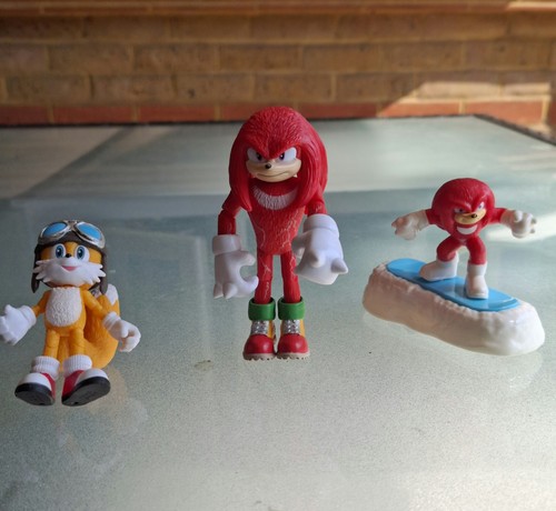 Sonic the hedgehog - ,