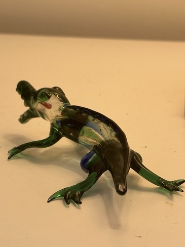 Vintage green glass alligator - vintage,