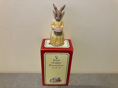 Royal doulton bunnykins figure - royal,