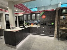 Ex Display Kitchen With Quartz Worktop And Bertazzoni Appliances