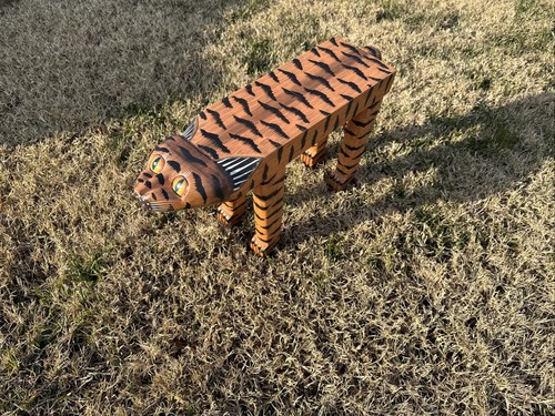 Vtg carved folk art - art, cat