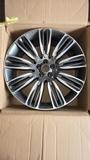 Genuine Range Rover Velar 22” Style 9007 Diamond Cut Alloy Wheel J8A21007UA