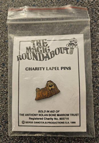 The magic roundabout lapel - magic, pin
