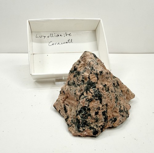 Cornish luxullianite 9x5 5x7cm - cornish,