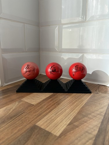 Triple snooker ball display - triple,