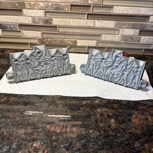 Vintage metal toy casting - metal,