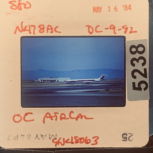 1984 sfo airport - sfo, md-82