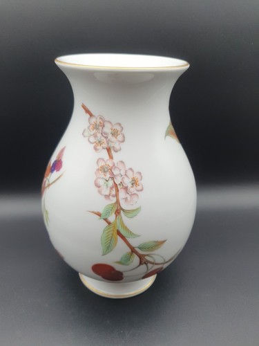 Lovely royal worcester fine - lovely,