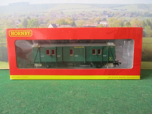 Hornby00 maunsell passenger - sr,