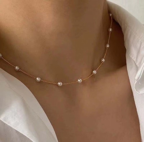 Gold tone faux pearl choker - gold,
