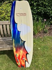 CWB Wakeboard by Connelly (139cm), Bag and Mobe CWB Bindings (X-XXL)