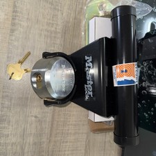 MASTER LOCK Certified Garage Door Lock, Sold Secure and Secured by Design, Key,