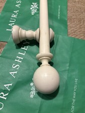 LAURA ASHLEY WOODEN CURTAIN