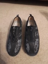 Pavers Ladies Navy Blue And Silver Zip Fronted Casual Shoe Size 40 Wide