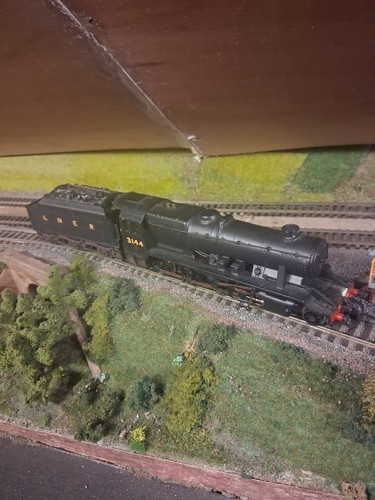 Wrenn lner with - 2-8-0,