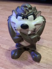 Large Vintage 1997 Warner Bros Studio Tasmanian Devil Figure Statue. 11 Inches .