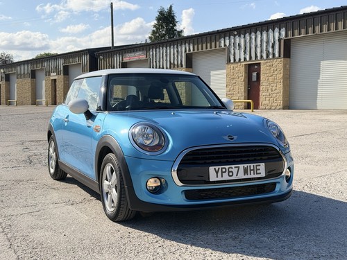 Mini cooper petrol - mini,
