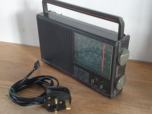 Rare vintage deccasound radio - rare/vintage,
