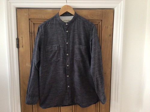 Universal works collarless - universal,