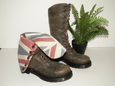 Dr. Martens TRIUMPH fold over