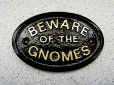 GARDEN GNOMES - PLAQUE WALL
