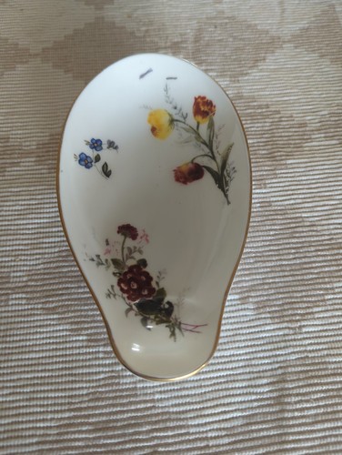 Royal doulton year drop - year,