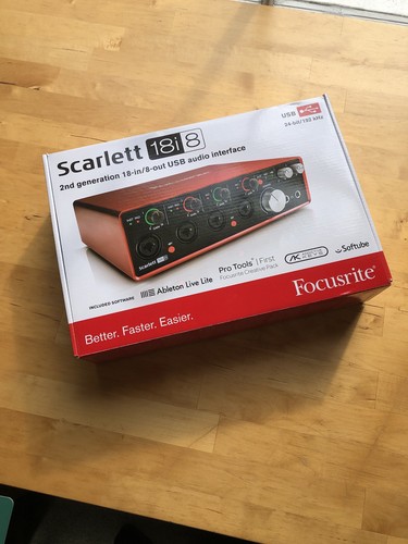 Focusrite scarlett 18i8 - focusrite,