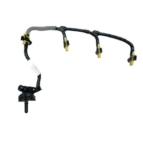 Fuel supply pipe for nissan - pipe,