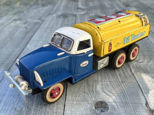 Gmc oil tanker truck wheel - truck, 10-wheel