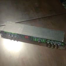 USED ZOOM RFX-2000 Digital Reverb Guitar 1U Rack Unit Multi Effects