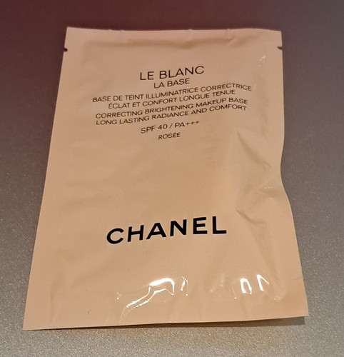 Chanel blanc base rosée - la,