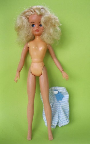 Vintage 2gen 1077 - vintage, sindy