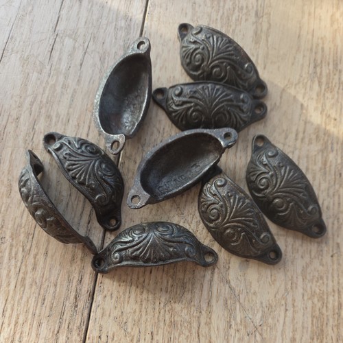 Antique cast iron - iron, cup