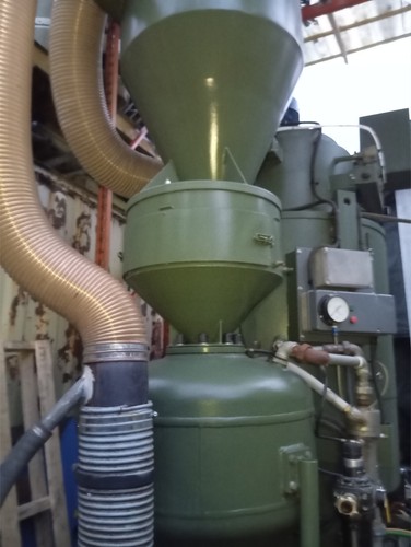 Vacublast shot blasting pot - shot,
