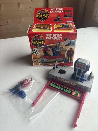 Kenner mask pit stop catapult - ,