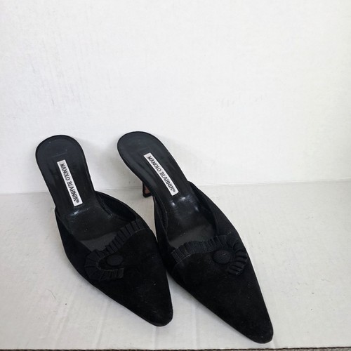 Manolo blahnik black suede - manolo,