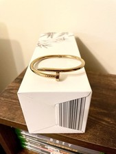 Gold screw bracelet anti