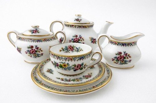 Coalport ming rose miniature - ming,