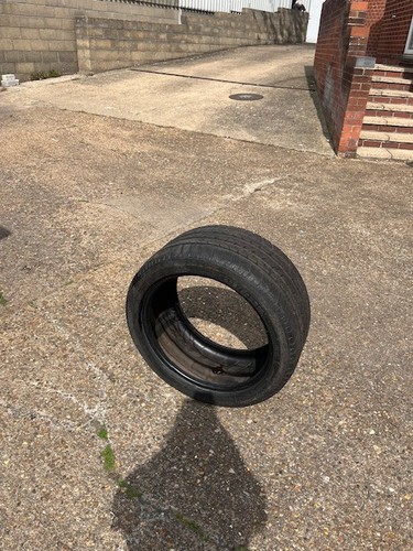 Michelin pilot tyre - pilot,