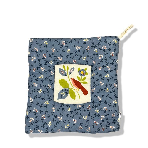 Vintage quilted pot - vintage, holder