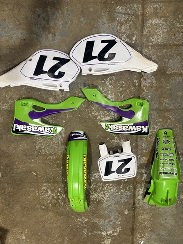 Kawasaki 125 250 1999 - 125,