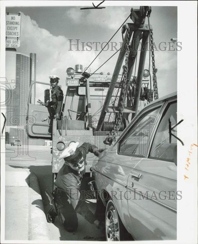 1977 press photo - 1977,