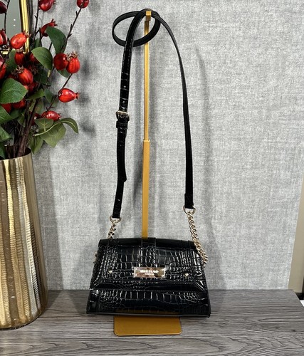 River island shoulder - river,