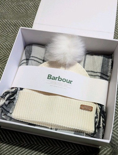 Barbour dove beanie hailes - dove,