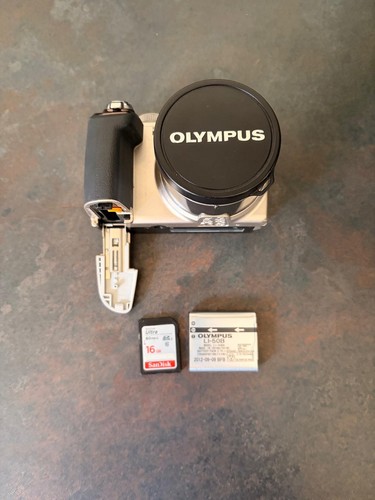 Olympus 720uz 14mp - sp-720uz, zoom