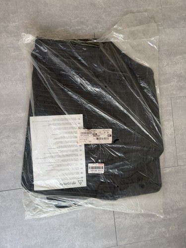 Brand new genuine - new, yaris
